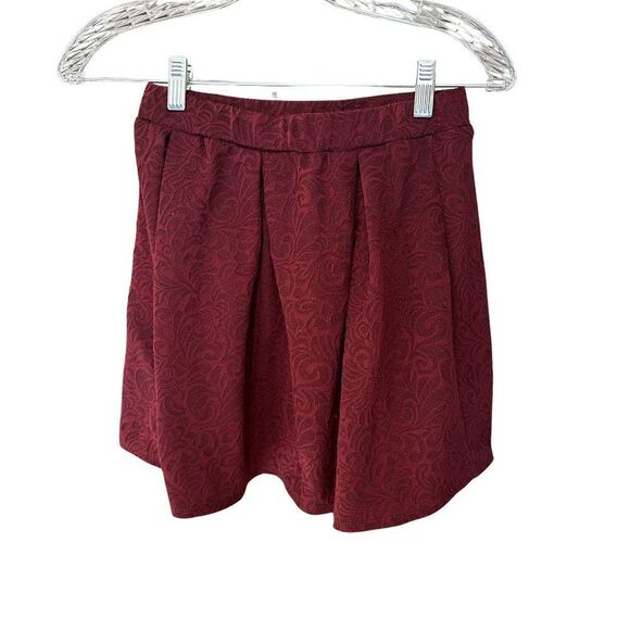 JOE B Burgundy Floral Jacquard Embossed Skirt Size Small - Picture 4 of 7